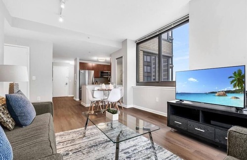 Hudson Exchange Appartement | Luxe 2BR | Sweeping Views | Jersey City by GLS