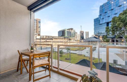 Docklands Appartement | Luxe 3BR CBD Apartment with River Views and Resort Style Amenities