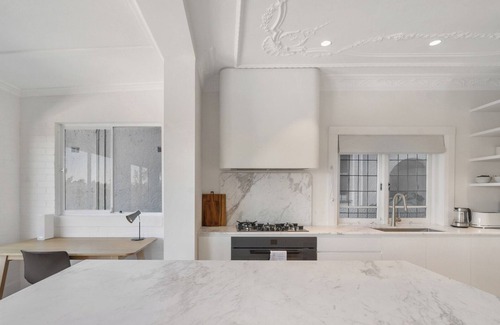 Darling Point Appartement | Luxe 3BR Full-Floor Suite w/Views | Darling Point