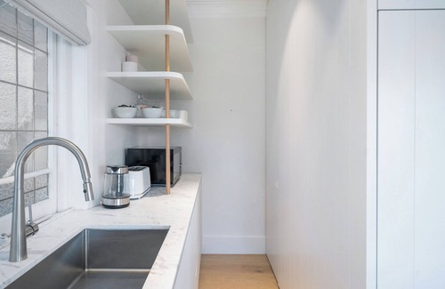 Darling Point Appartement | Luxe 3BR Full-Floor Suite w/Views | Darling Point