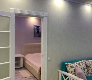 Pozniaky Appartement | Luxe Apartment on Drahomanova