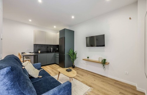 Las Acacias Appartement | Luxe Apartments Madrid Rio by Rentitup