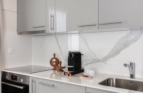 Davos Appartement | Luxe Davos Studio, Central, Walk to Lifts