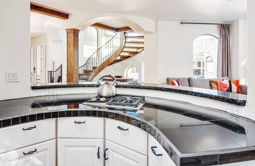 Scottsdale Foothills Maison | LUXE Estate|Pool House|Pool|Game