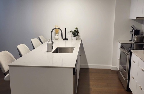 Sainte-Foy-Sillery-Cap-Rouge Copropriété | Luxe et Innovation au Cœur de Québec: Votre Séjour Idéal au QG Sainte-Foy