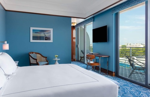 Coconut Grove Maison | Luxe European Elegance & Modern Comforts in Coconut Grove