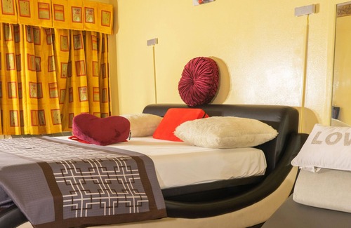 Dolton Hôtel | Luxe Inn and Suites