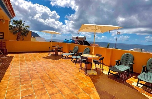 Vueltas Appartement | Luxe Island Escape w/Ocean Views