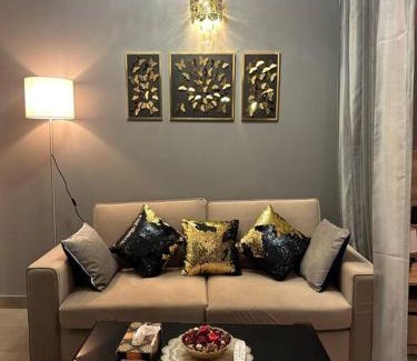Noida Appartement | Luxe Lagoon studio