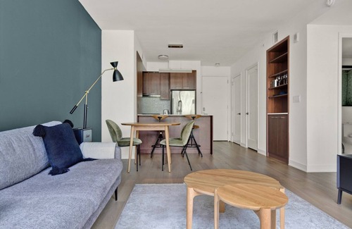 Navy Yard Appartement | Luxe Navy Yard 1BR w/ Gym, Rooftop Pool, walk to Nats Park, by Blueground
