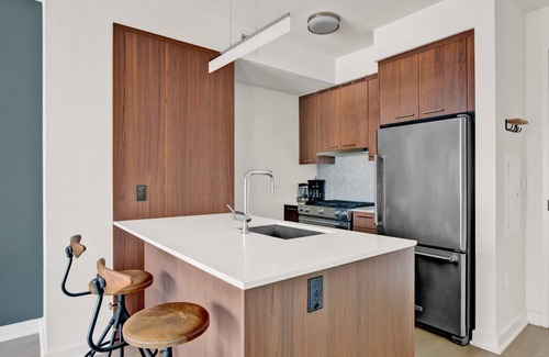 Navy Yard Appartement | Luxe Navy Yard 1BR w/ Gym, Rooftop Pool, walk to Nats Park, by Blueground