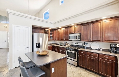 Avondale Maison | Luxe Private Avondale Getaway w/ Pool Near Phoenix