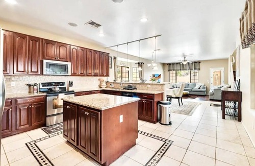 Maricopa Maison | Luxe Private Pool Getaway by Copper Sky Complex!