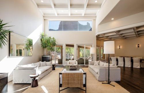 Paradise Valley Maison | LUXE - Red Rock - Pool & Spa - In Paradise Valley
