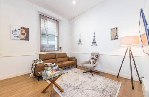Docklands Appartement | Luxe Resort Apt w Pool Car Park on Spencer