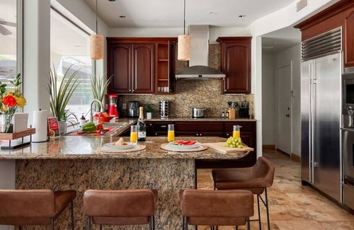 Central Scottsdale Maison | Luxe Resort | Heated Pool+Spa | 5 Bedrooms