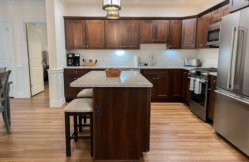 North Conway Copropriété | Luxe Ski In/Out | Pool, Hot tub, Hiking, N. Conway