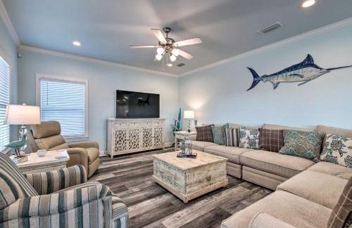 Dauphin Island Maison | Luxe Stilted Home with Kayaks Walk to Beach