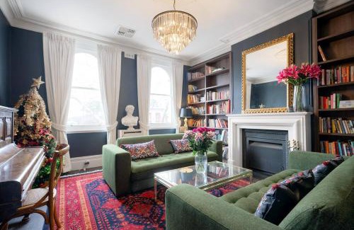 Carlton North Appartement | Luxe Stylish Two Level Apartment I Rooftop Terrace