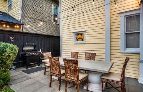 Uptown Maison | ★ Luxe Thomas Mansion ★ | hot tub, pool, fire pit!