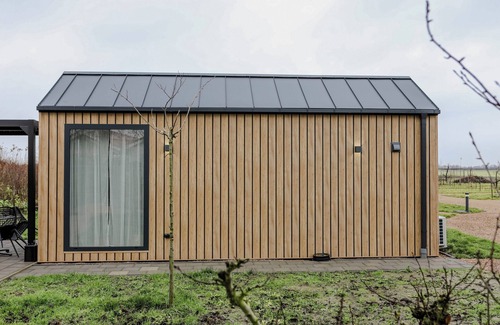 Waarde Chalet De Ski | Luxe Tiny House 2 op Minicamping in Waarde