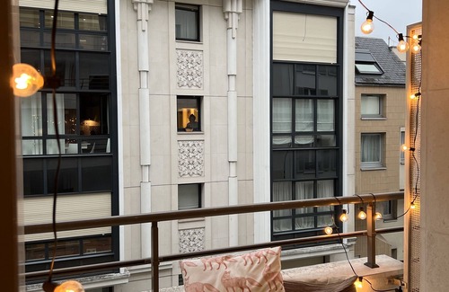 Levallois-Perret Appartement | LuxeLevallois: Stylish & Comfortable Home with a Balcony in Great Location