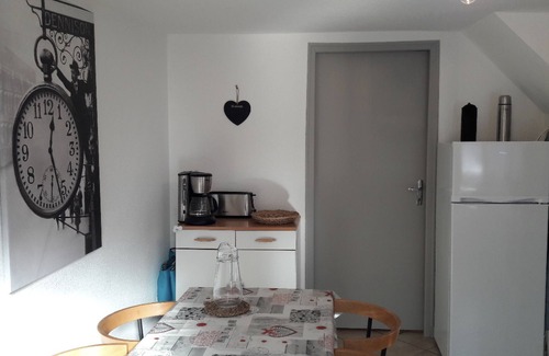 Luxeuil-les-Bains Appartement | OFFRE JUILLET⭐Terrasse Jardin🏡 Calme😴 🅿️ WIFI💻