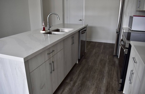 Oakville Maison | Luxirous 4 bedroom house plus office room in heart of Oakville