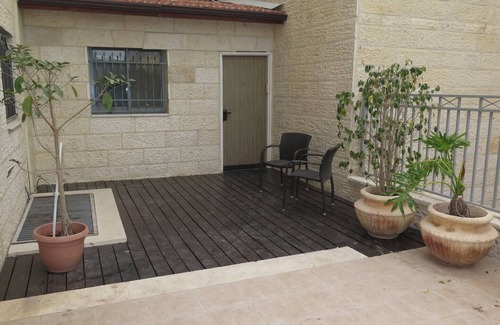 Beit Shemesh Maison | Luxrious five bedroom duplex