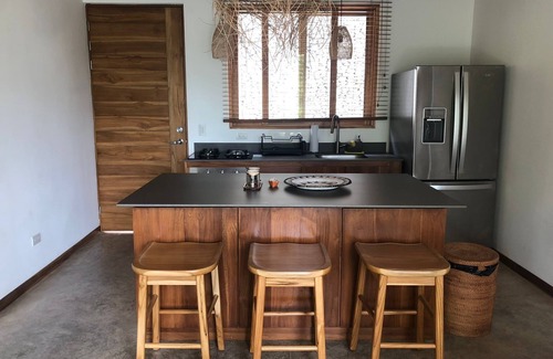 Playa Hermosa Cobano Maison | Luxury 2-bedroom house in beautiful Playa Hermosa Santa Teresa - Pool, AC, WiFi