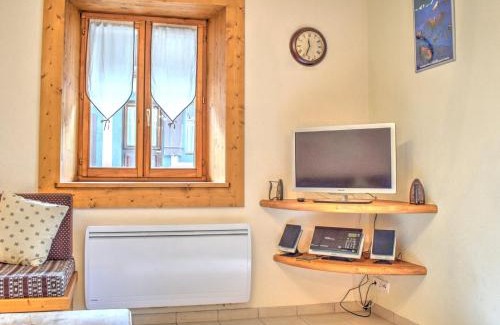 Morzine Appartement | *Luxueux 3 pièces au pied des télécabines, centre de Morzine, parking, WiFi* - FR-1-524-28