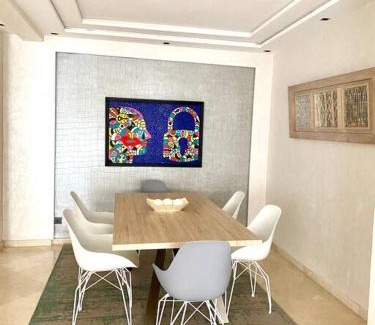 Racine Appartement | Luxueux Appart Triangle D’or 140M2
