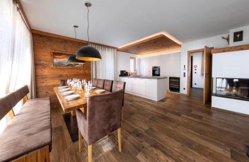 Schonbach Chalet De Ski | Luxury Chalet with Views and Sauna