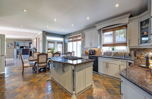 Bradford West Gwillimbury Maison | Luxury Mansion in Bradford