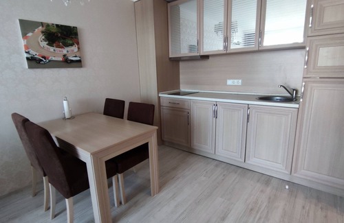Chaika Appartement | Luxuriöse Ferienwohnung im Harmony Suites Monte Carlo am Sonnenstrand