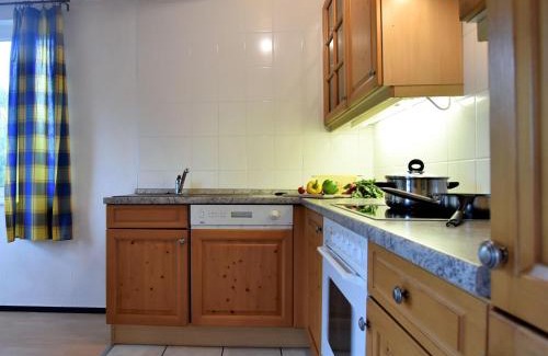Boddin Appartement | Luxuriöse Ferienwohnung in Boddin mit Garten