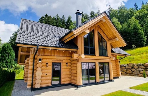 Bodenmais Appartement | Luxuriöses Chalet 160 qm mit Zirbenholzsauna und Whirlpool