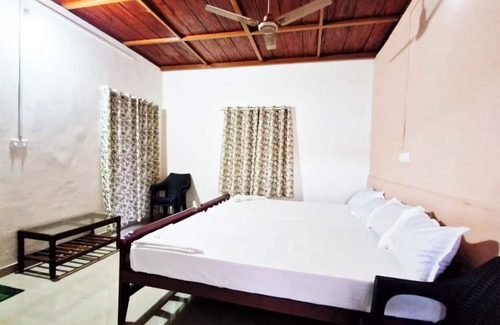 Varkala Lit Et Petit-Déjeuner | Luxurious 1 double Bed BnB 10