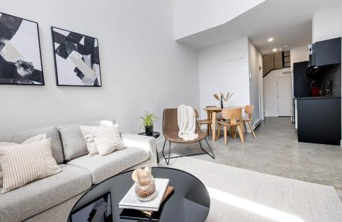 Mile End Appartement | Luxurious 1BDR Two-Floor Loft in Mile End -1A