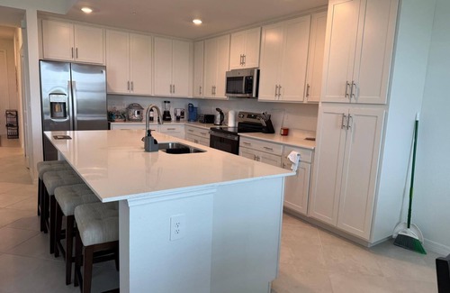 Venice Copropriété | Luxurious 2/bed, 2/bath condo in beautiful golf community