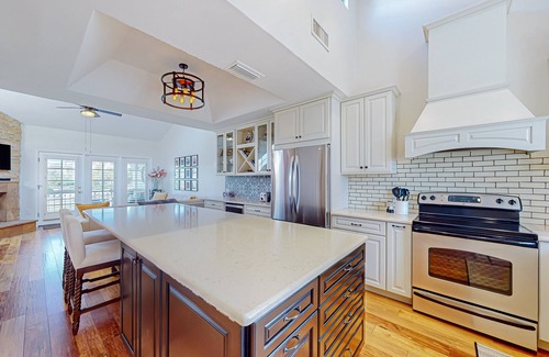 Biltmore Courts Copropriété | Luxurious 2-Bedroom Retreat in Phoenix with Stunning Mountain Views