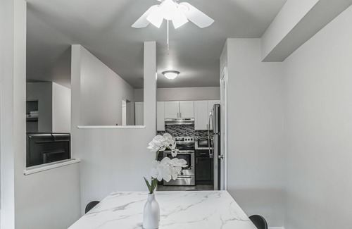 Edgemoor Appartement | Luxurious 2-Bedroom Apartment in Wilmington
