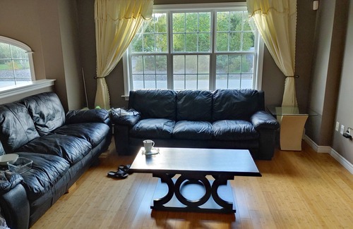 Fall River Maison | Luxurious 2 bedrooms with Bathroom