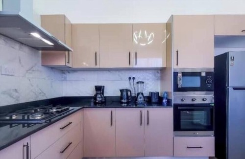 Bamburi Appartement | Luxurious 2 BR with Ocean view