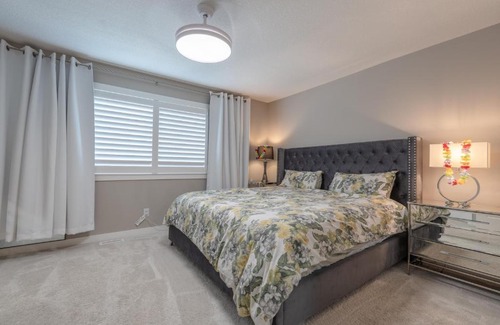 Cochrane Maison | Luxurious 3-Bedrooms with Office & Media Room