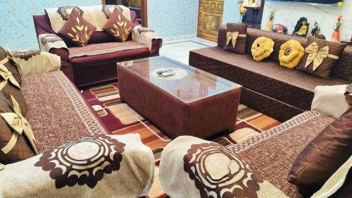 Vaishali Appartement | Luxurious 3 BHK Flat in Ghaziabad
