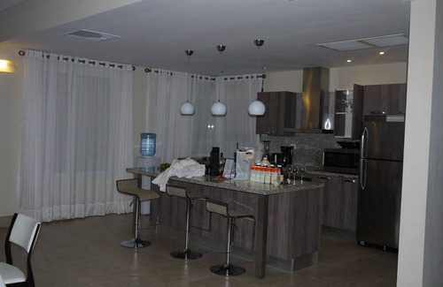 Cofresi Villa | Luxueuse villa VIP de 3 à 7 BR avec piscine privée - Bracelets en or