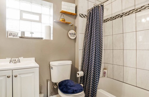Blue Island Appartement | Luxurious 3Bed Cozy Stay Minutes from Downtown Chicago Sleeps 10