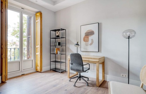 Barrio de La Latina Appartement | Luxurious 3BR in Palacio, in the heart of Madrid, by Blueground