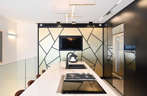Tel Aviv Appartement | Luxurious 3BR Penthouse with Mamad by HolyGuest